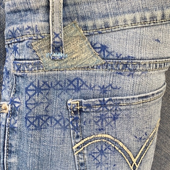 Levi’s jeans 3L One of a kind! - Picture 4 of 5